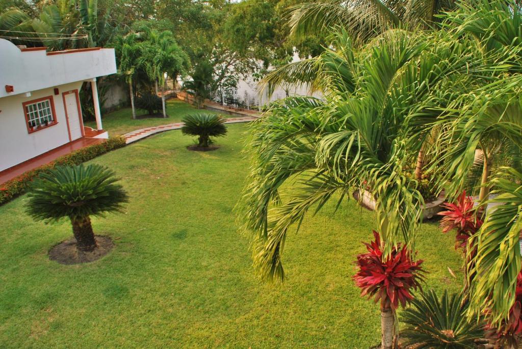 Hotel Lagoon - Pet Friendly Subteniente Lopez Exterior photo