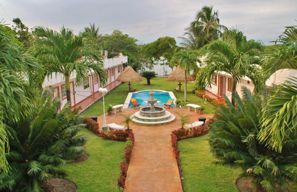 Hotel Lagoon - Pet Friendly Subteniente Lopez Exterior photo